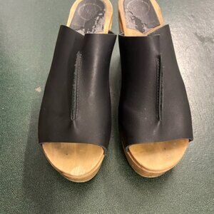 No. 6 Black Leather Mules , Size 41